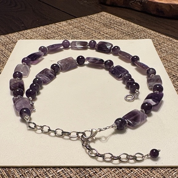 Chevron Amethyst Purple/Lavender Gemstones Necklace Bracelet Set - Picture 7 of 8